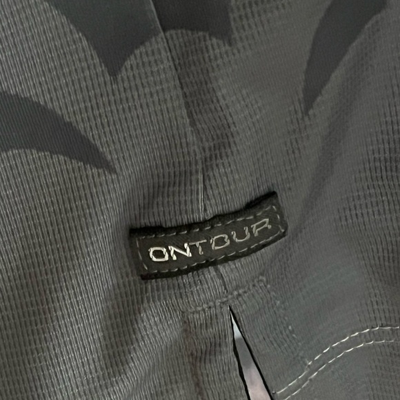 On Tour Hunt Valley Logo Polo NWT Men's Large - Picture 4 of 8